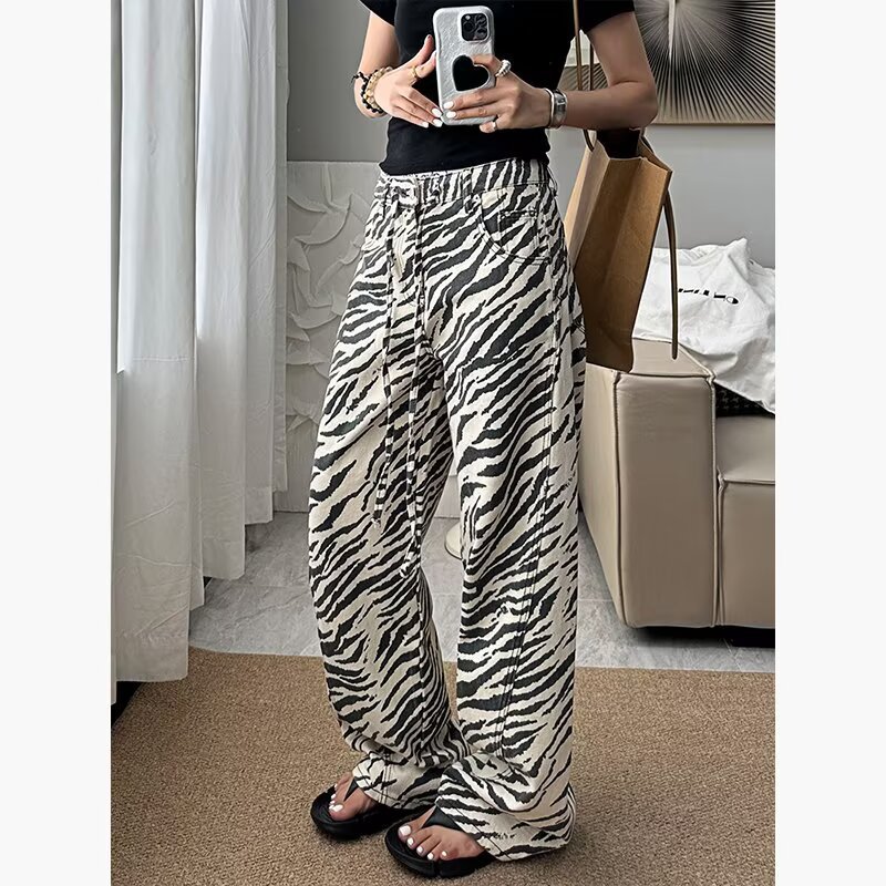 Jeans - Calças de ganga femininas com padrão